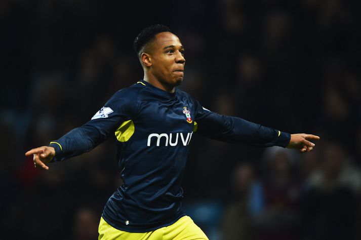Clyne fagnar marki í leik með Southampton.