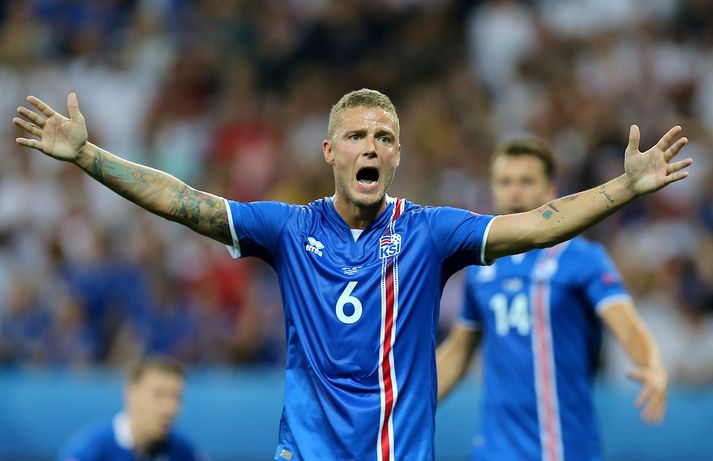 Ragnar var valinn maður leiksins af UEFA.