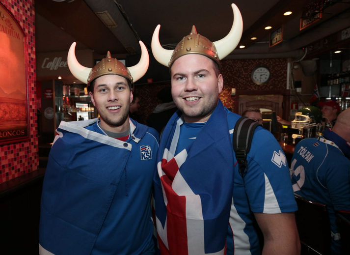 Stuðningsmenn Íslands þurfa ekki að borga hærra verð fyrir umspilsleikinn.