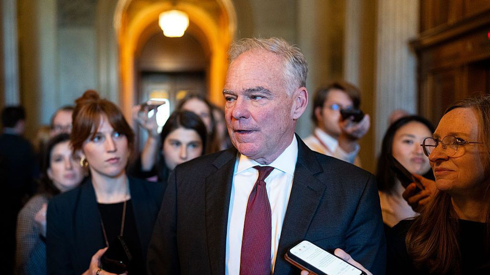 Frum­varp um fjár­mögnun al­ríkisins sam­þykkt í öldunga­deildinni