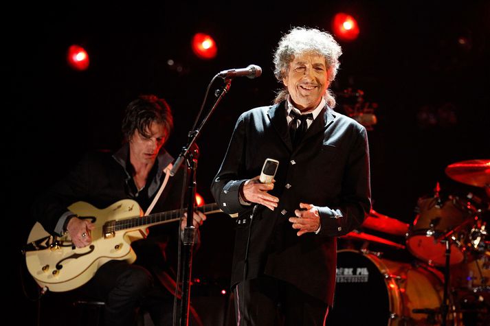 Bob Dylan minntist ekki einu orði á verðlaunin á tónleikum sínum í gær.