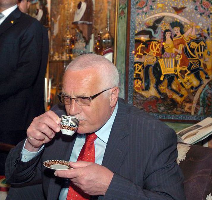Vaclav Klaus Forseti Tékklands er andvígur Lissabonsáttmálanum, en þarf að undirrita hann. nordicphotos/AFP