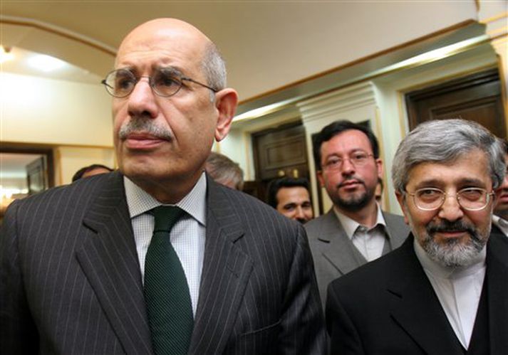 Mohammed ElBaradei við komuna til Íran í dag.