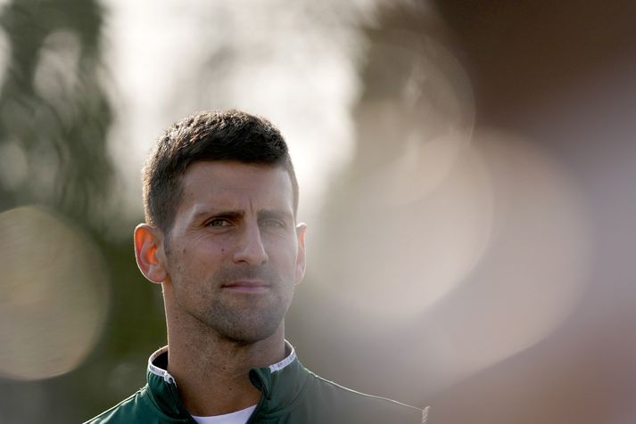 Novak Djokovic hefur nú verið oftar á toppi heimslistans en nokkur annar.