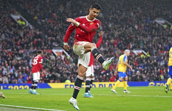 Cristiano Ronaldo verður ekki refsað af Manchester United en gæti lent í vandræðum hjá lögreglunni.