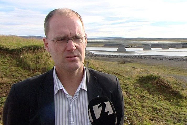 Nýja brúin yfir Hvítá hefur aukið ferðamannastraum á Flúðir í sumar