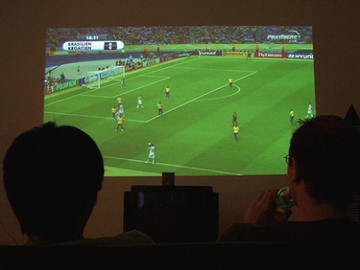 Tveir menn voru myrtir í Sómalíu um helgina fyrir að horfa á leik frá HM í S-Afríku. Myndin er úr safni.