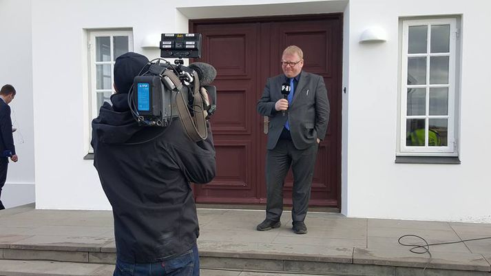 Sigmundur fékk þvert nei við erindi sínu á fundi á Bessastöðum á þriðjudag. Fróðlegt verður að sjá hvernig fundur þeirra Ólafs Ragnars fer í dag.