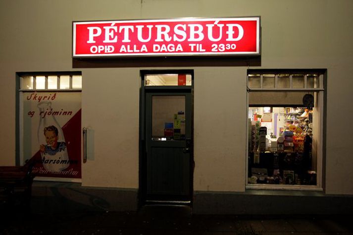 Pétursbúð er opin í dag.