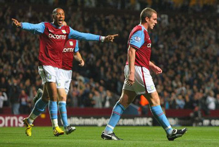 RIchard Dunne er tæpur fyrir bikarleikinn á morgun.
