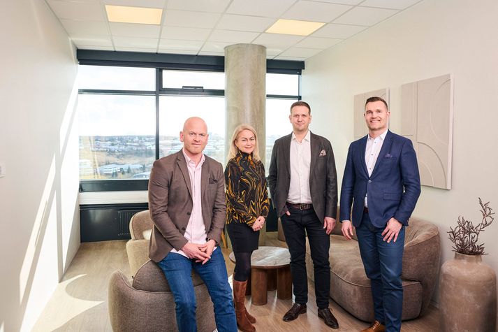 Vignir Guðjónsson, Ragnheiður M. Ólafsdóttir, Andri Þór Arinbjörnsson og Friðjón Sigurðarson skipa framkvæmdastjórn Landsbyggðar. 
