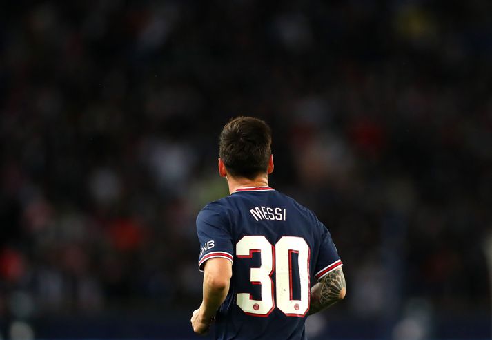 Paris Saint-Germain v Manchester City: Group A - UEFA Champions League PARIS, FRANCE - SEPTEMBER 28: Lionel Messi of Paris Saint Germain during the UEFA Champions League group A match between Paris Saint-Germain and Manchester City at Parc des Princes on September 28, 2021 in Paris, France. (Photo by Chloe Knott - Danehouse/Getty Images)