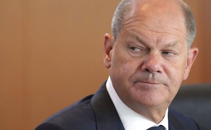 Olaf Scholz er nýkominn heim til Þýskalands úr opinberri heimsókn til Sameinuðu arabísku furstadæmanna.