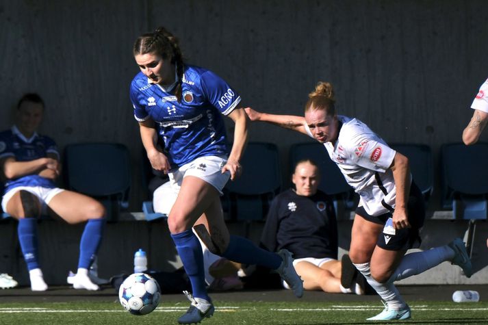 Murielle tryggði sigurinn gegn sínum gömlu félögum.