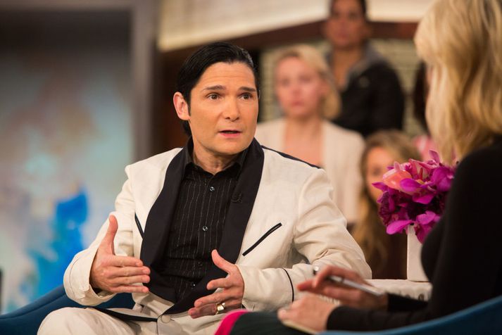 Leikarinn Corey Feldman hefur lengi haldið því fram að börn og unglingar séu kerfisbundið misnotuð í Hollywood.