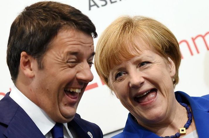 Matteo Renzi, forsætisráðherra Ítalíu, og Angela Merkel, kanslari Þýskalands, slógu á létta strengi þegar þau hittust í Mílanó í gær.