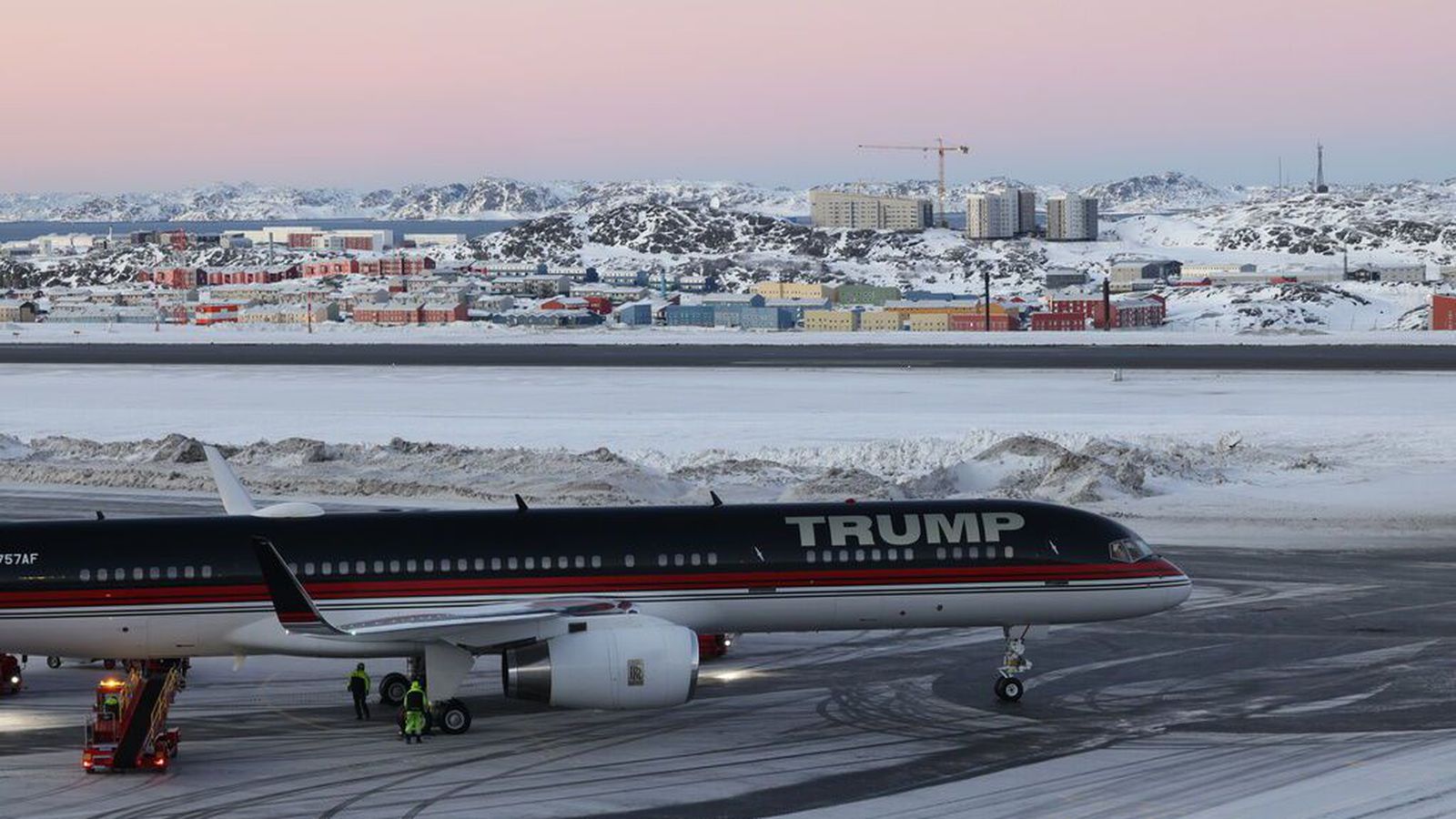 Um helmingur lands­manna hefur miklar á­hyggjur af á­sælni Banda­ríkjanna í Græn­land