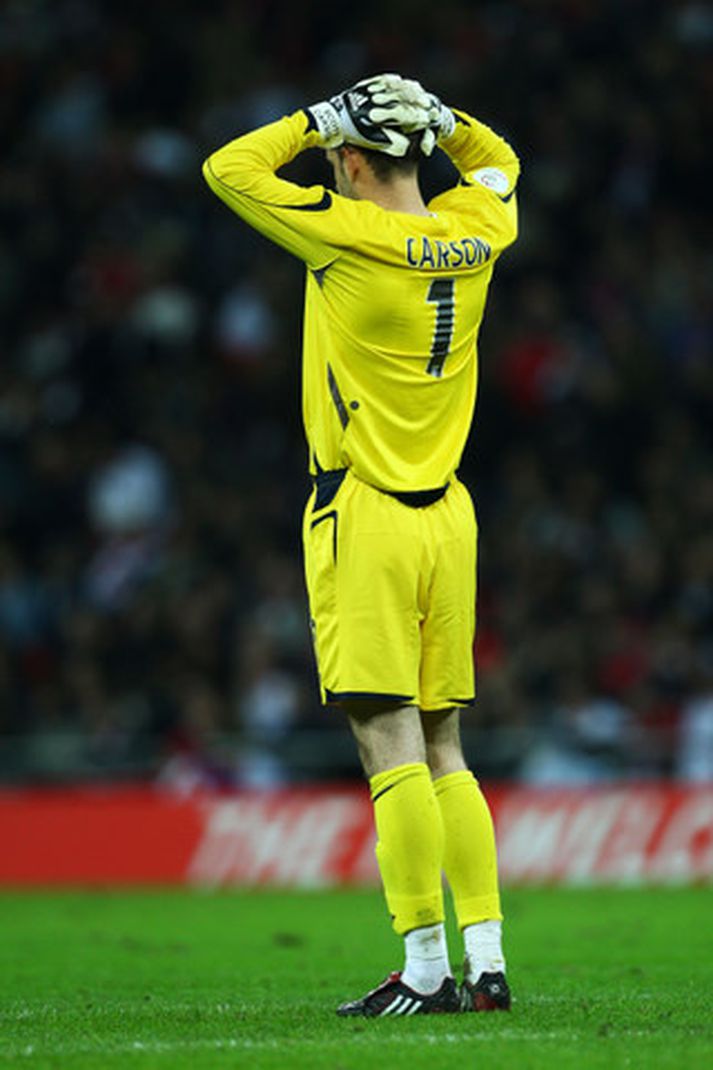 Scott Carson var í marki enska marksins.