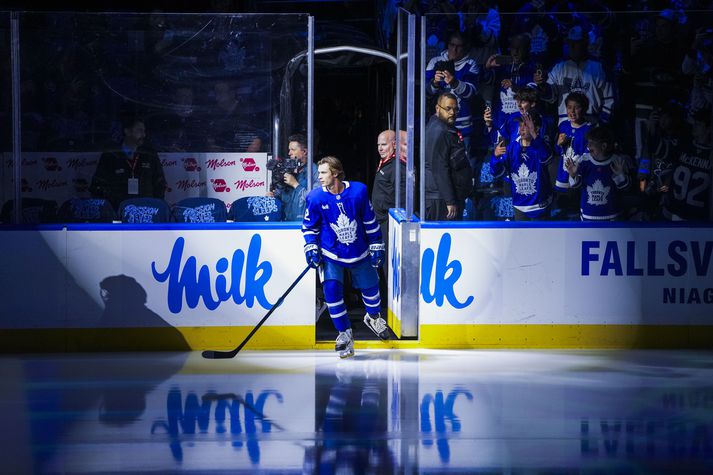 Gavin McKenna var ekki fyrstur á svellið eins og hefð er fyrir hjá nýliðum í NHL-deildinni.