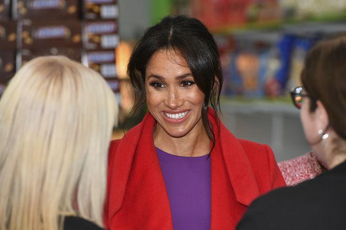 Meghan Markle hertogynjan af Sussex heldur að sögn vinar hennar úti "leynilegum“ Instagram-reikningi til að forðast fjölmiðla og halda sambandi við vini sína