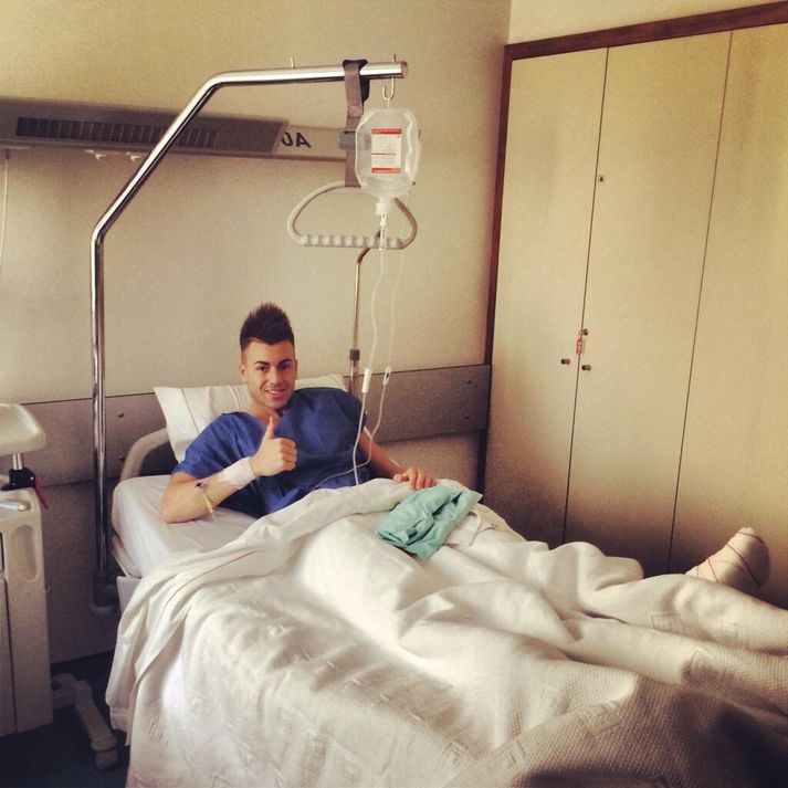 El Shaarawy birti meðfylgjandi mynd á Twitter-síðu sinni í dag.