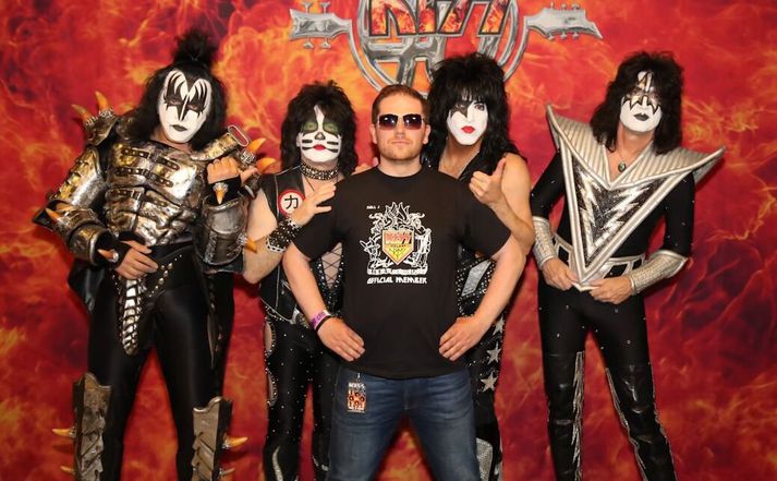 Páll er einn mesti Kiss aðdáandi landsins. 