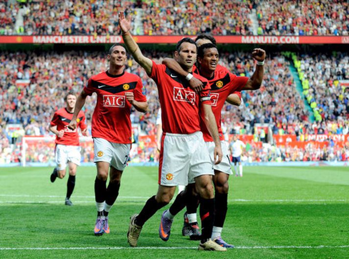 Giggs og Nani skoruðu mörk United í dag.