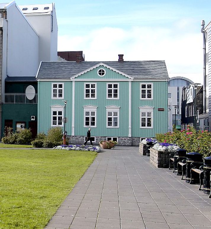 Tónlistarmenn hafa sýnt sterka samstöðu gegn því að hús Nasa við Austurvöll verði rifið.