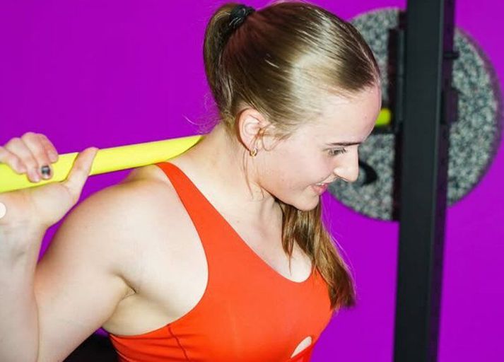 Bergrós Björnsdóttir sést hér í auglýsingamyndatöku fyrir Nike Training á dögunum.