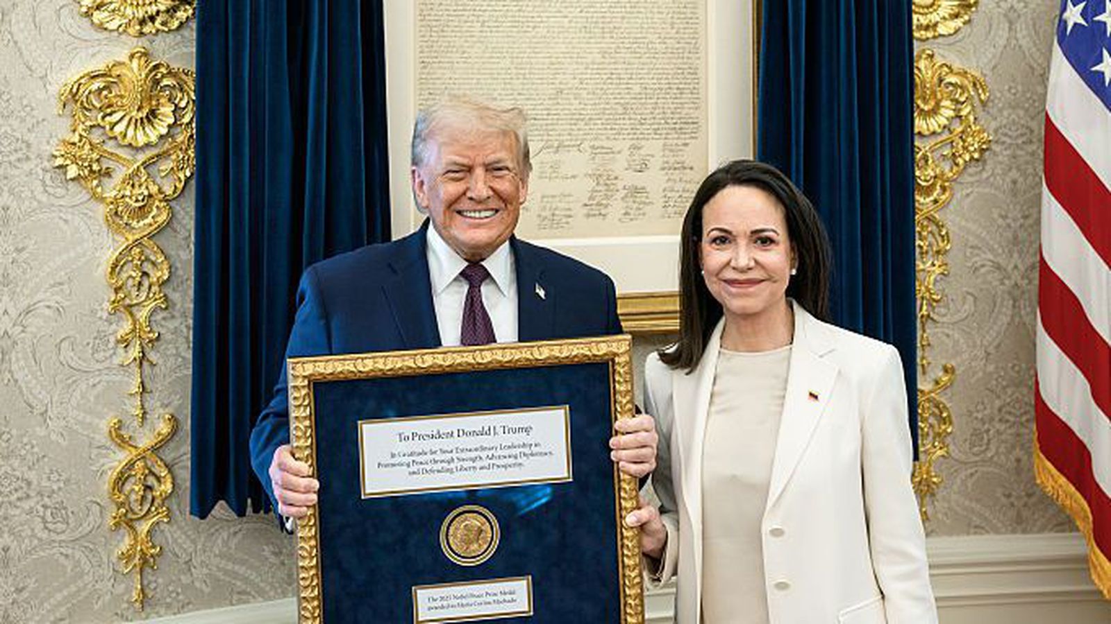 Nóbelsnefndin af­dráttar­laus varðandi fram­sal verð­launa­peninga