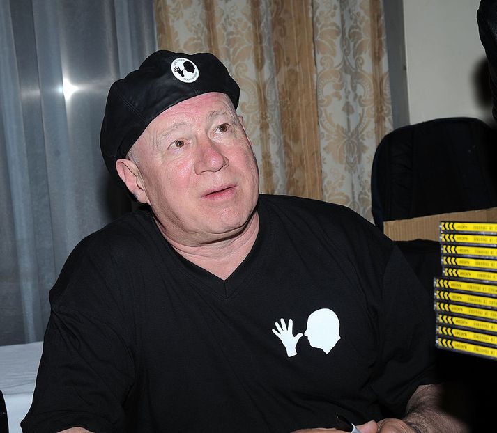 Neil Innes varð 75 ára gamall.