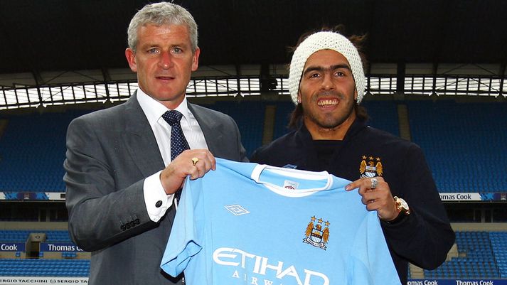 Mark Hughes keypti Carlos Tevez til City á sínum tíma.