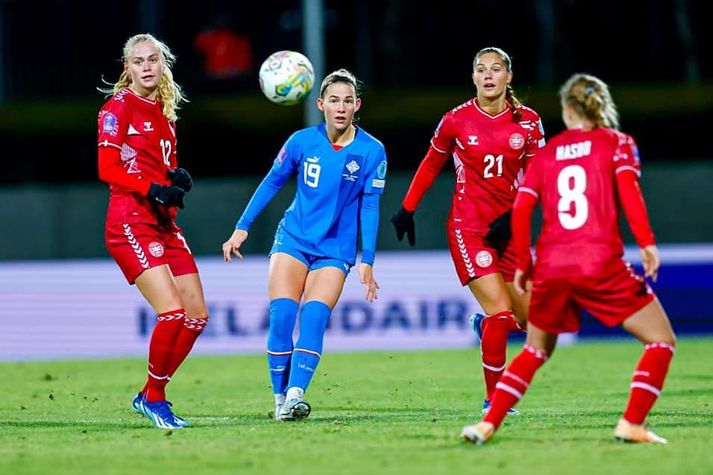 Sædís Rún Heiðarsdóttir stóð sig vel í fyrsta byrjunarliðsleiknum fyrir A-landslið Íslands í kvöld, sérstaklega í seinni hálfleik.