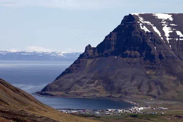 Fjöllin á Vestfjörðum heilla marga Íslendinga.