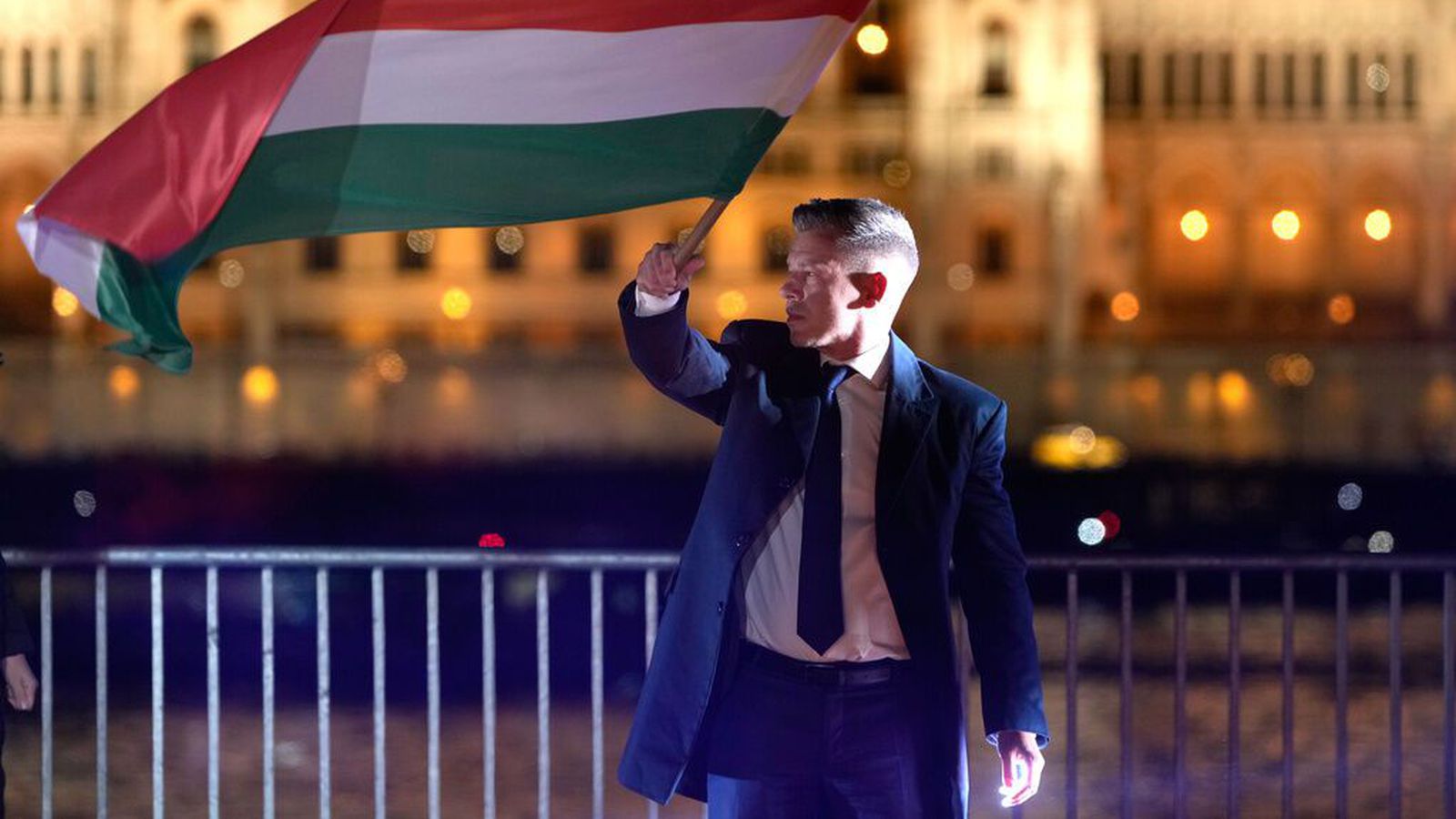 Biður strengjabrúður Orbáns um að segja af sér