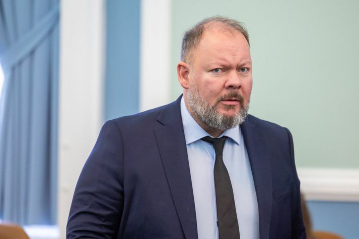 Bergþór Ólason þingmaður og Sigmundur Davíð Gunnlaugsson formaður Miðflokksins fóru með ræðu fyrir hönd flokksins í eldhúdagsumræðum í kvöld.