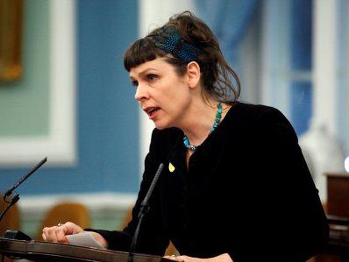 Birgitta Jónsdóttir þingmaður Hreyfingarinnar starfaði með WikiLeaks.