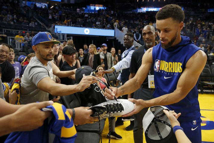 Stephen Curry verður vonandi heill á næsta tímabili en hann lék aðeins 5 af 65 leikjum Golden State Warriors á því siðasta.