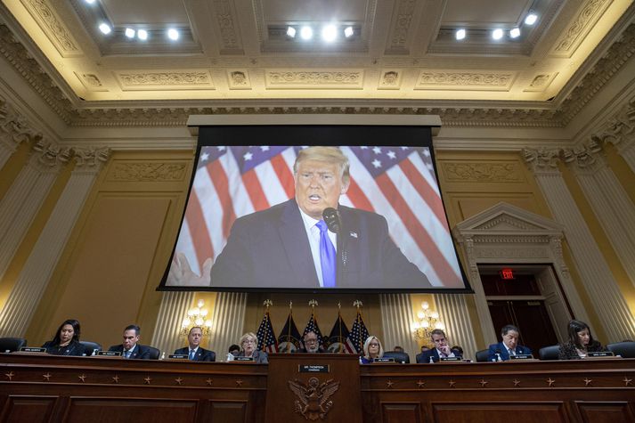 Myndskeið af ræðu Donalds Trump var sýnt á lokafundi þingnefndarinnar.