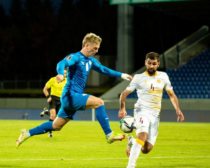 Albert Guðmundsson á ferðinni á Laugardalsvelli í 1-1 jafnteflinu við Armeníu á föstudaginn.