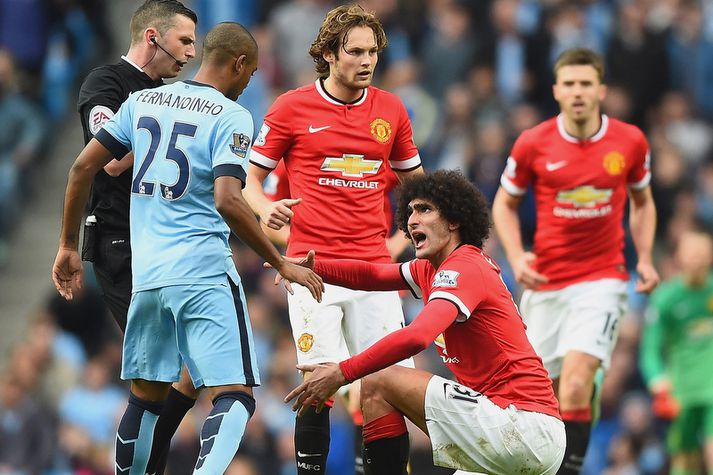 Marouane Fellaini í leiknum í gær.