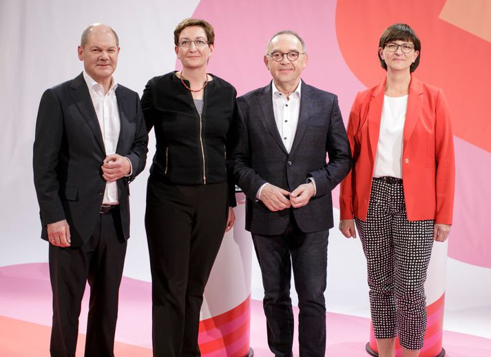 Frambjóðendurnir Olaf Scholz og Klara Geywitz, og Norbert Walter-Borjans og Saskia Esken.