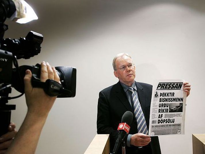 Hannes Hólmsteinn á blaðamannafundi tengdum málinu.