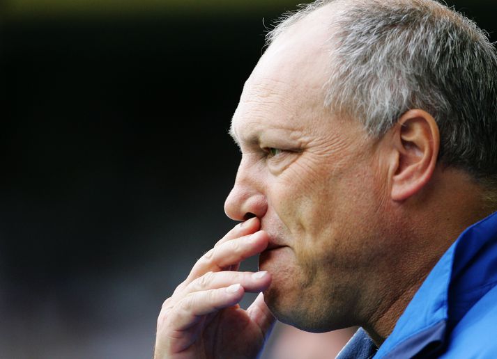 Martin Jol fær í það minnsta fínan pening ef hann verður látinn fara frá Tottenham.