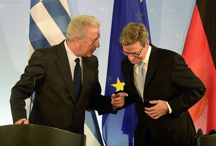 Dimitris Avramopúlos og Guido Westerwelle Grískir og þýskir stjórnmálamenn hafa margt að ræða á næstu dögum og vikum.