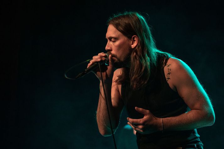 Stefán er söngvari hljómsveitarinnar Dimmu. 