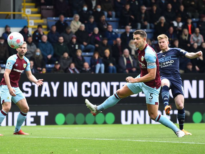 Kevin De Bruyne kemur Man City 1-0 yfir.