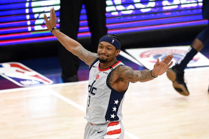 Bradley Beal var stigahæstur hjá Washington í nótt þrátt fyrir að spila ekki lokaleikhlutann.