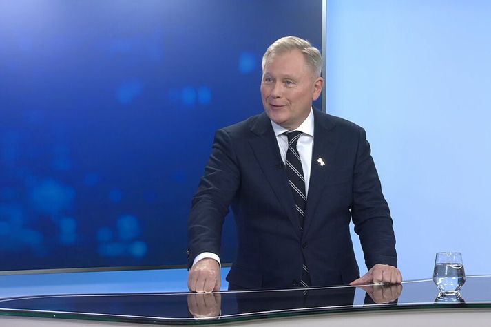 Ari Edwald lýsir Borgarlínunni við járnbrautarslys.