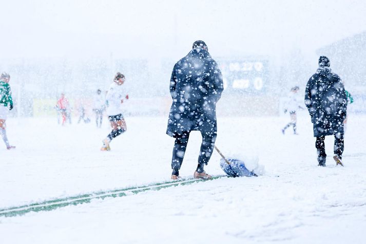 Það var allt reynt til þess að gera hliðarlínurnar sýnilegar.